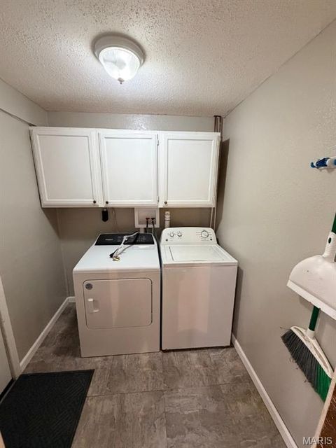 Tiny photo for 419 W Main Street, Bowling Green, MO 63334 (MLS # 25074124)