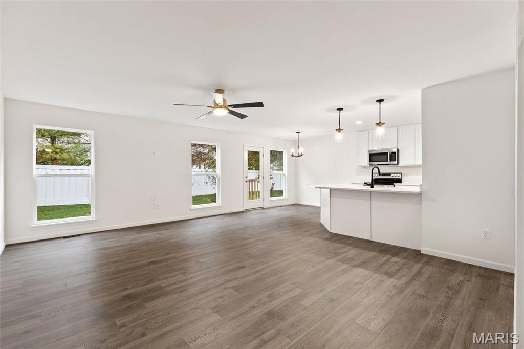 Regal Pines Meadows 6 - Residential