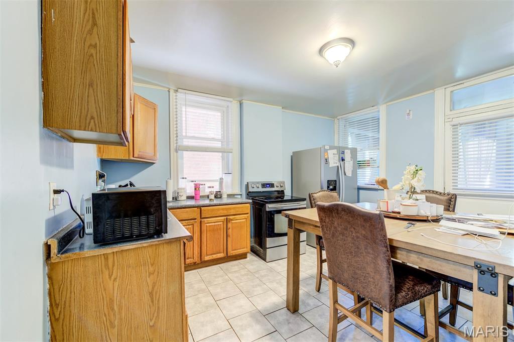 Stocke Add - Residential Income