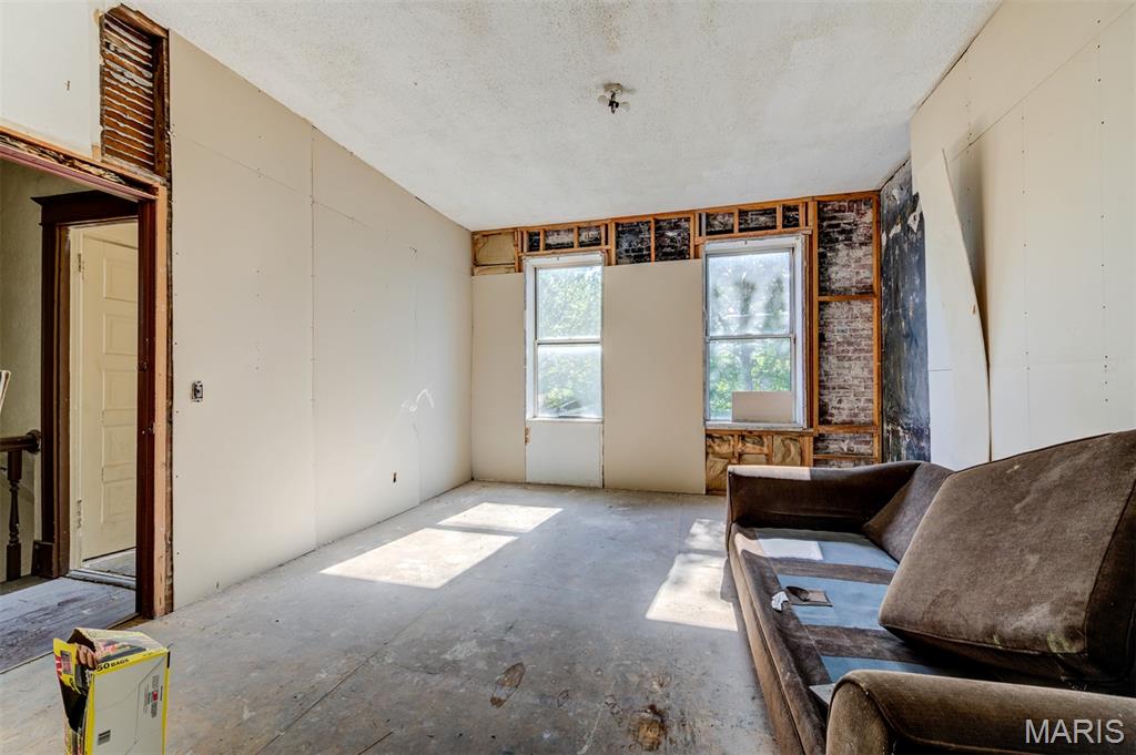 Stocke Add - Residential Income
