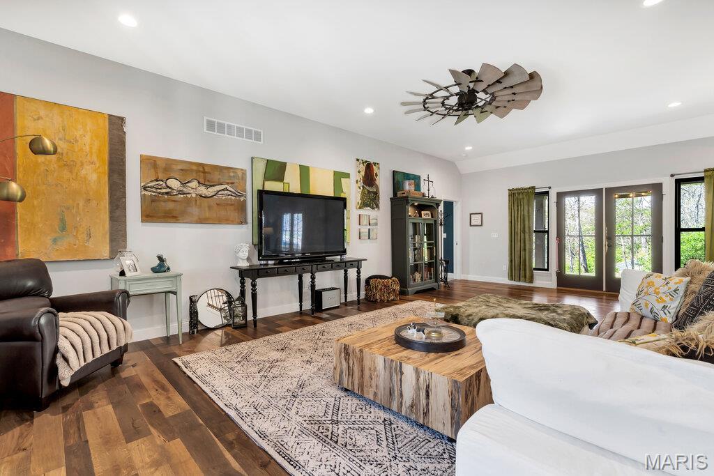 2509 Prairie Hollow Road