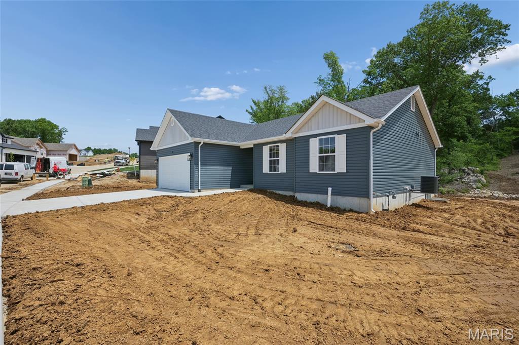 Twin Pines - Residential