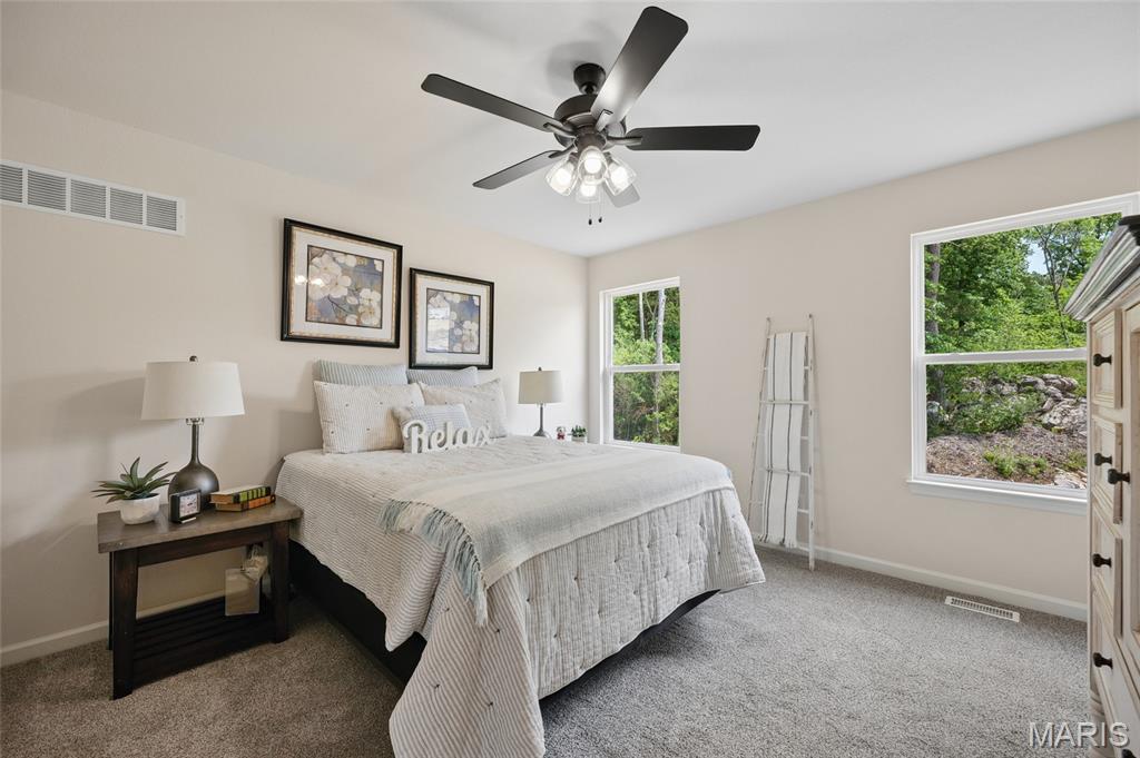 Twin Pines - Residential