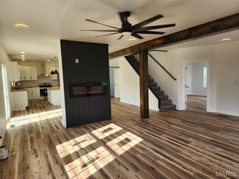 Tiny photo for 1716 Grace Street, Hannibal, MO 63401 (MLS # 26059029)