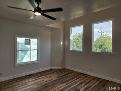 Tiny photo for 1716 Grace Street, Hannibal, MO 63401 (MLS # 26059029)