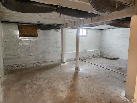 Tiny photo for 1716 Grace Street, Hannibal, MO 63401 (MLS # 26059029)