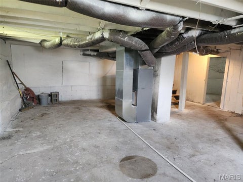 Tiny photo for 1716 Grace Street, Hannibal, MO 63401 (MLS # 26059029)