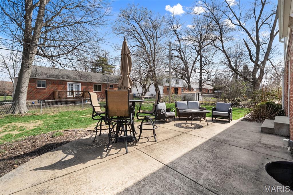 Glen Oaks - Residential