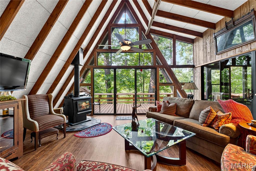 695 Shadow View Drive