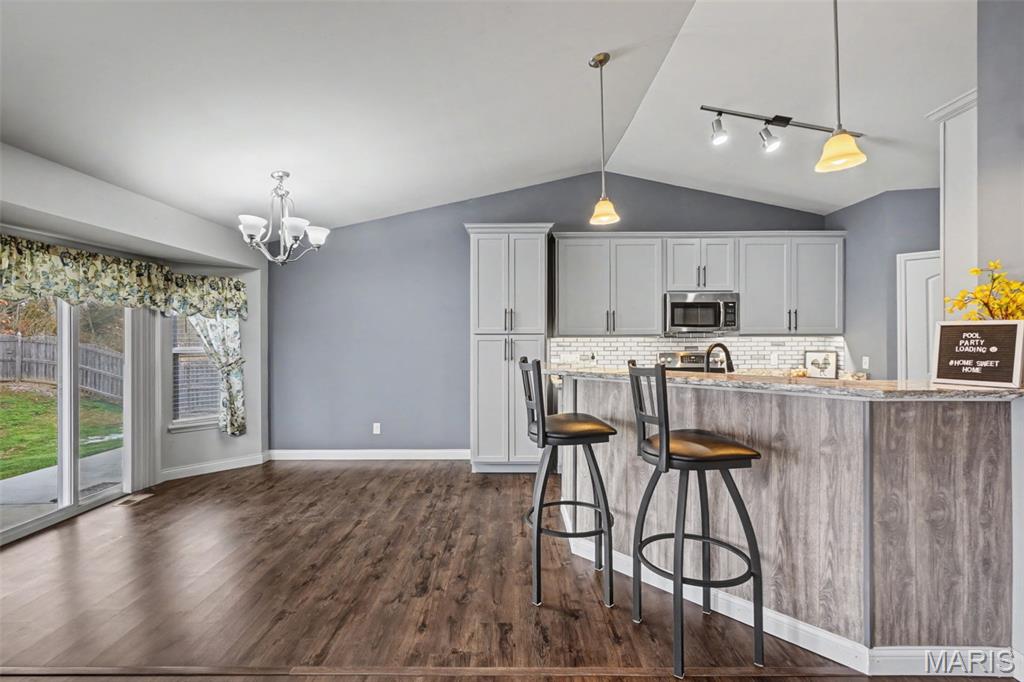 Falcons Crest - Residential