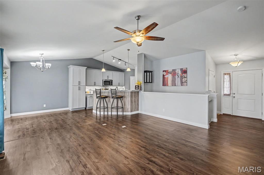 Falcons Crest - Residential