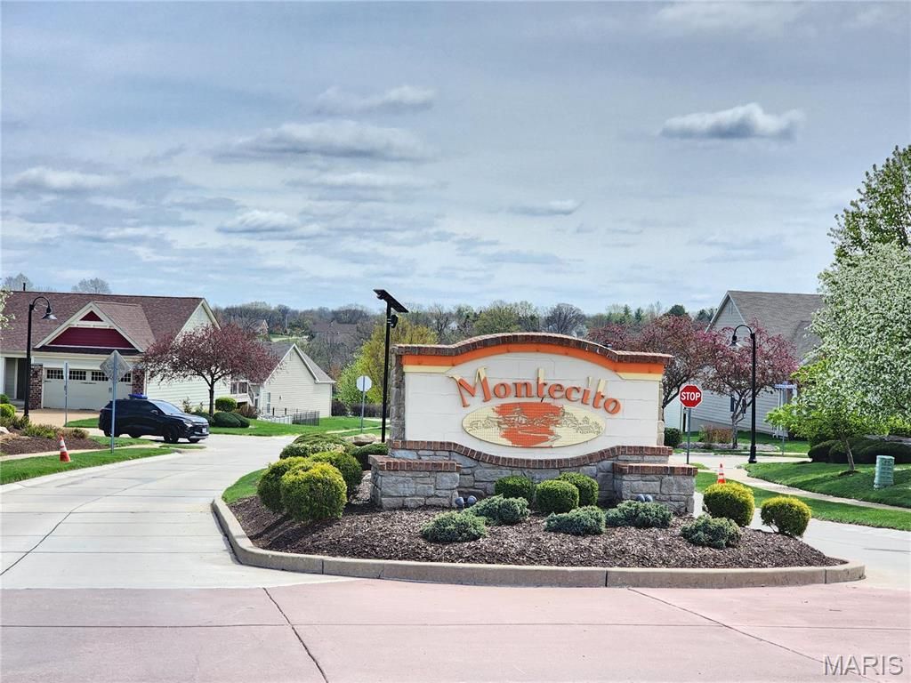 Photo of 1713 Piedmont Circle #1713, St Charles, MO 63304 (MLS # 26020106)