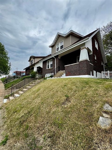 Tiny photo for 2830 Hampton Avenue, St Louis, MO 63139 (MLS # 26027555)