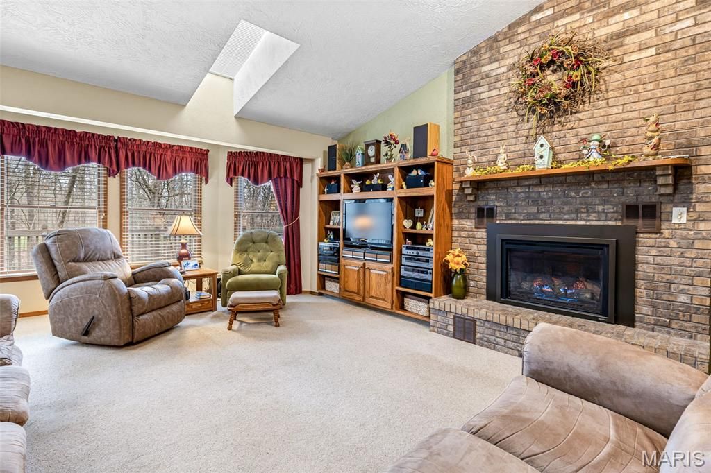 Photo of 18 Winchester Road, Farmington, MO 63640 (MLS # 26013771)