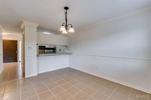 Tiny photo for 230 Braeshire Drive #E, Ballwin, MO 63021 (MLS # 26055464)