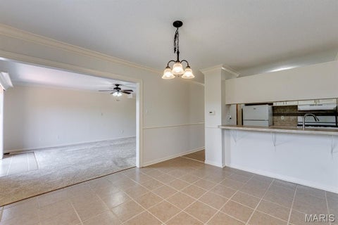 Tiny photo for 230 Braeshire Drive #E, Ballwin, MO 63021 (MLS # 26055464)