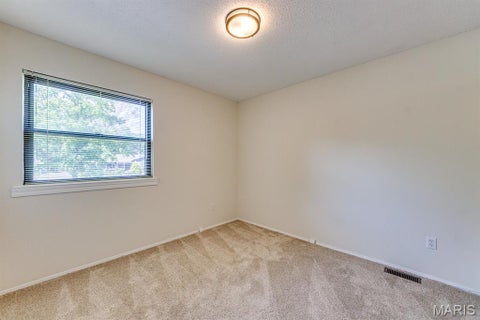 Tiny photo for 230 Braeshire Drive #E, Ballwin, MO 63021 (MLS # 26055464)