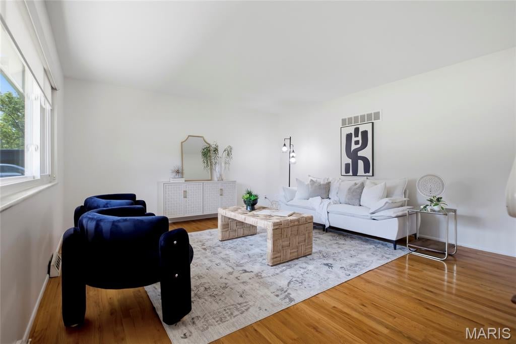 1029 Fernway Lane