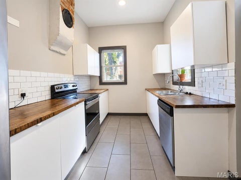 Tiny photo for 3706 Ohio Avenue, St Louis, MO 63118 (MLS # 26068222)
