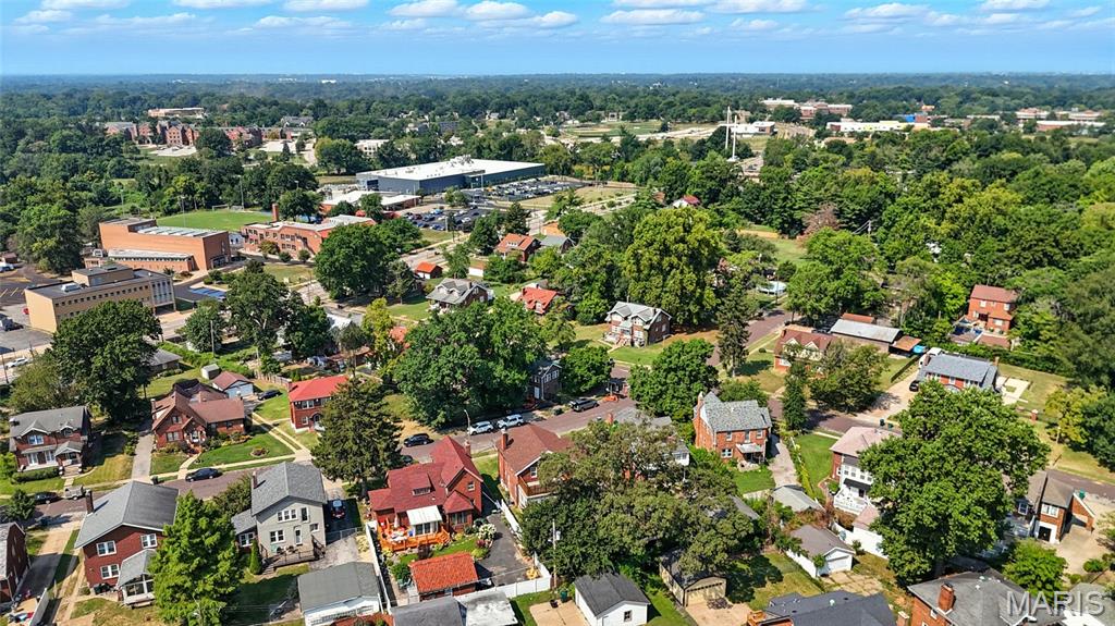 St Louis, Missouri 63121, United States, 5 Bedrooms Bedrooms, ,3 BathroomsBathrooms,Residential,Active,197397