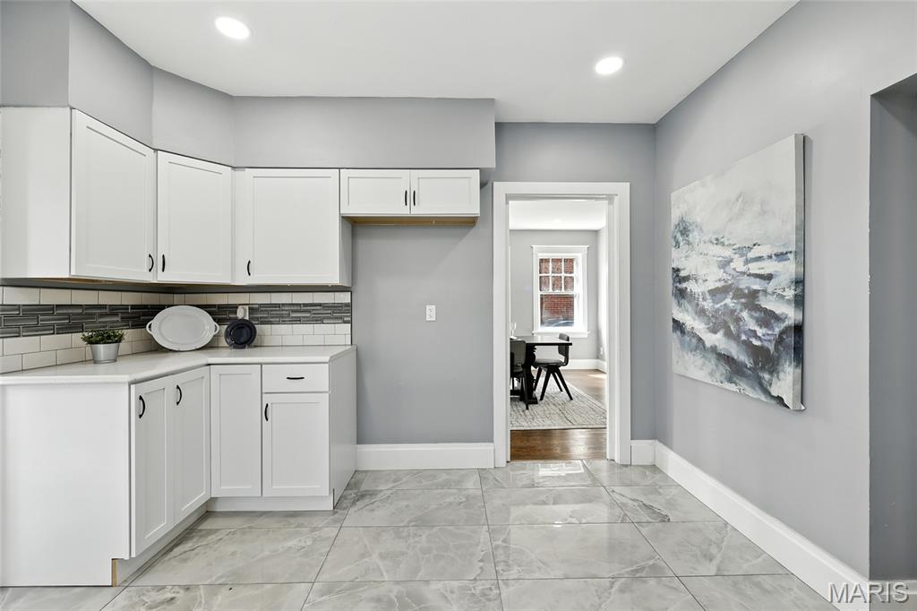 St Louis, Missouri 63121, United States, 5 Bedrooms Bedrooms, ,3 BathroomsBathrooms,Residential,Active,197397