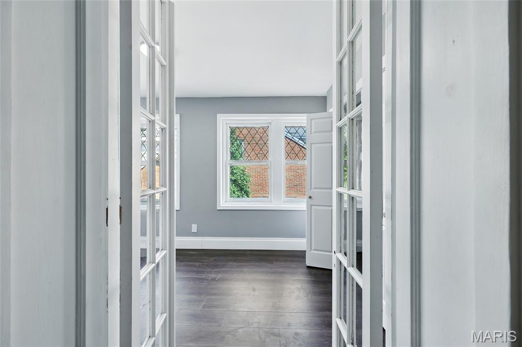 St Louis, Missouri 63121, United States, 5 Bedrooms Bedrooms, ,3 BathroomsBathrooms,Residential,Active,197397