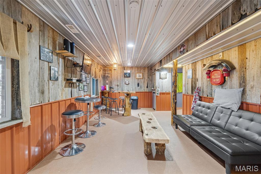 Pilot Knob - Commercial Sale