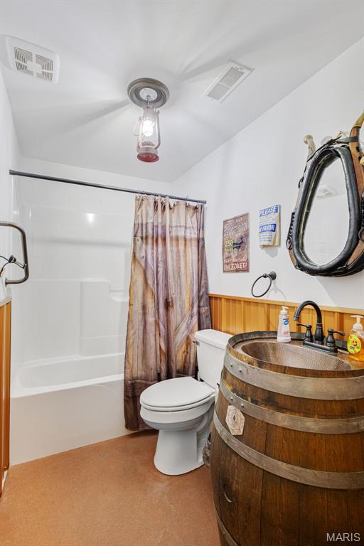 Pilot Knob - Commercial Sale