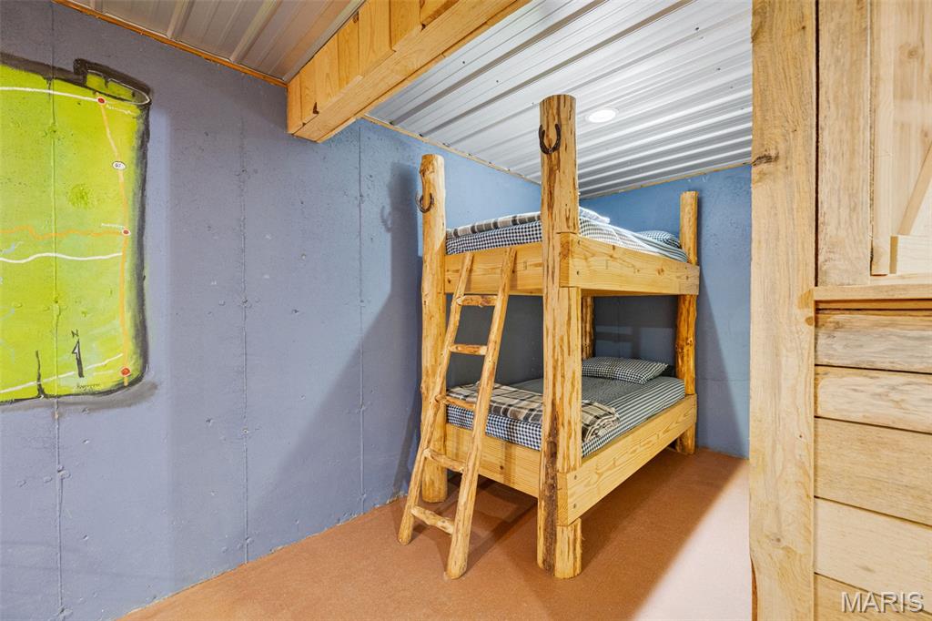 Pilot Knob - Commercial Sale