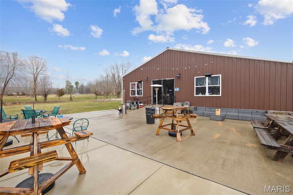 Pilot Knob - Commercial Sale