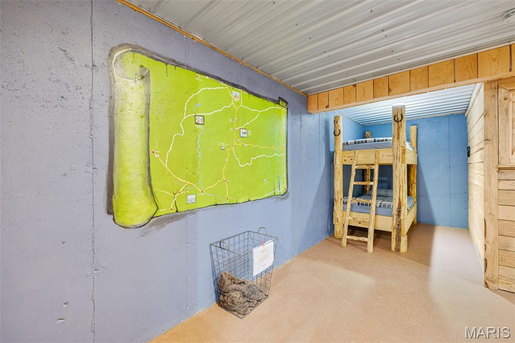 Pilot Knob - Commercial Sale