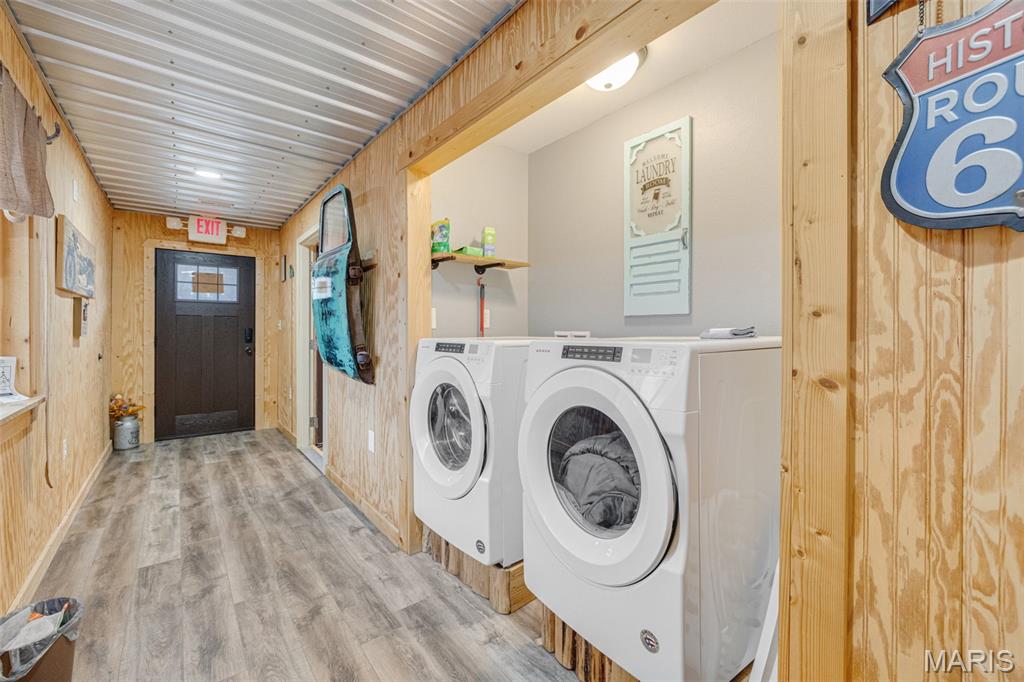 Pilot Knob - Commercial Sale