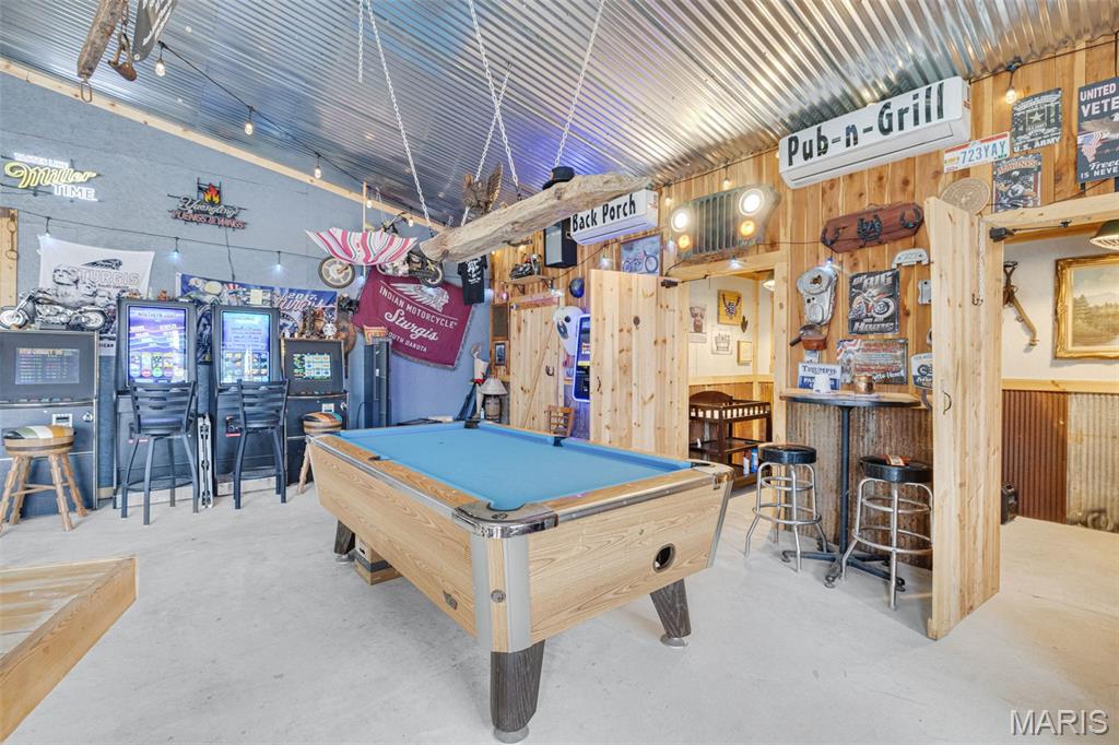 Pilot Knob - Commercial Sale