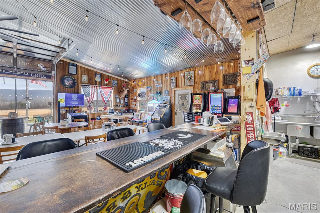 Pilot Knob - Commercial Sale