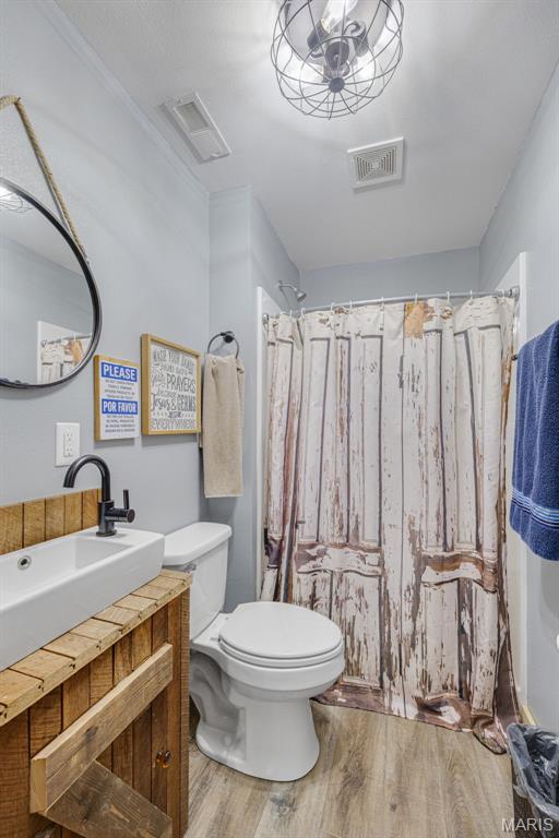 Pilot Knob - Commercial Sale