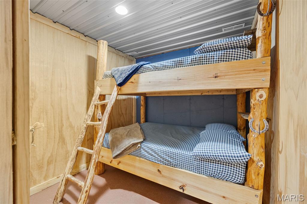 Pilot Knob - Commercial Sale