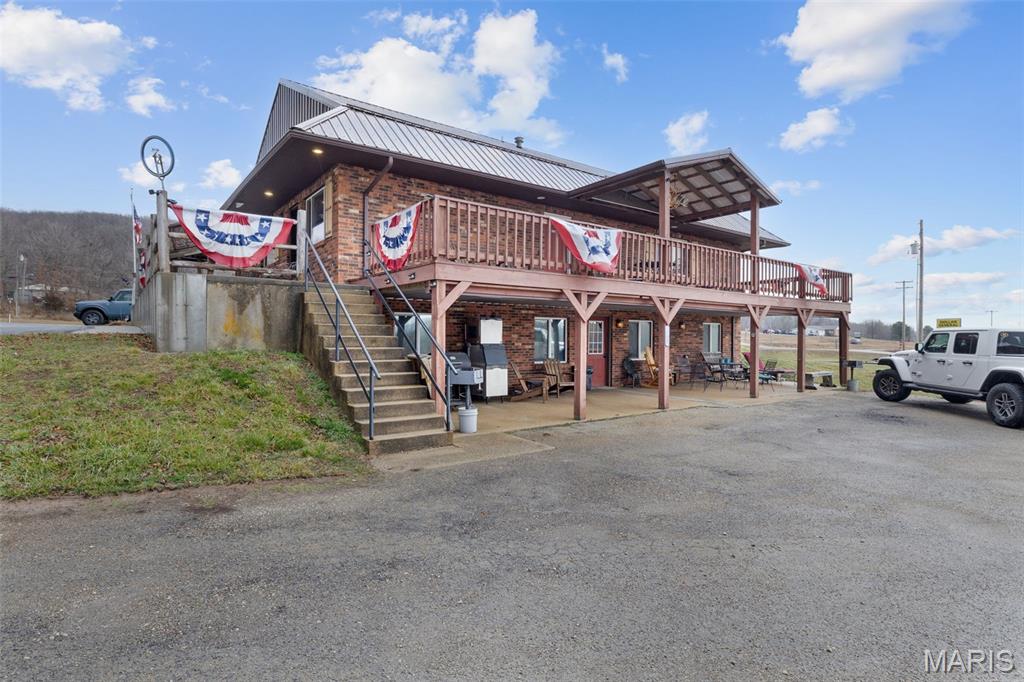 Pilot Knob - Commercial Sale