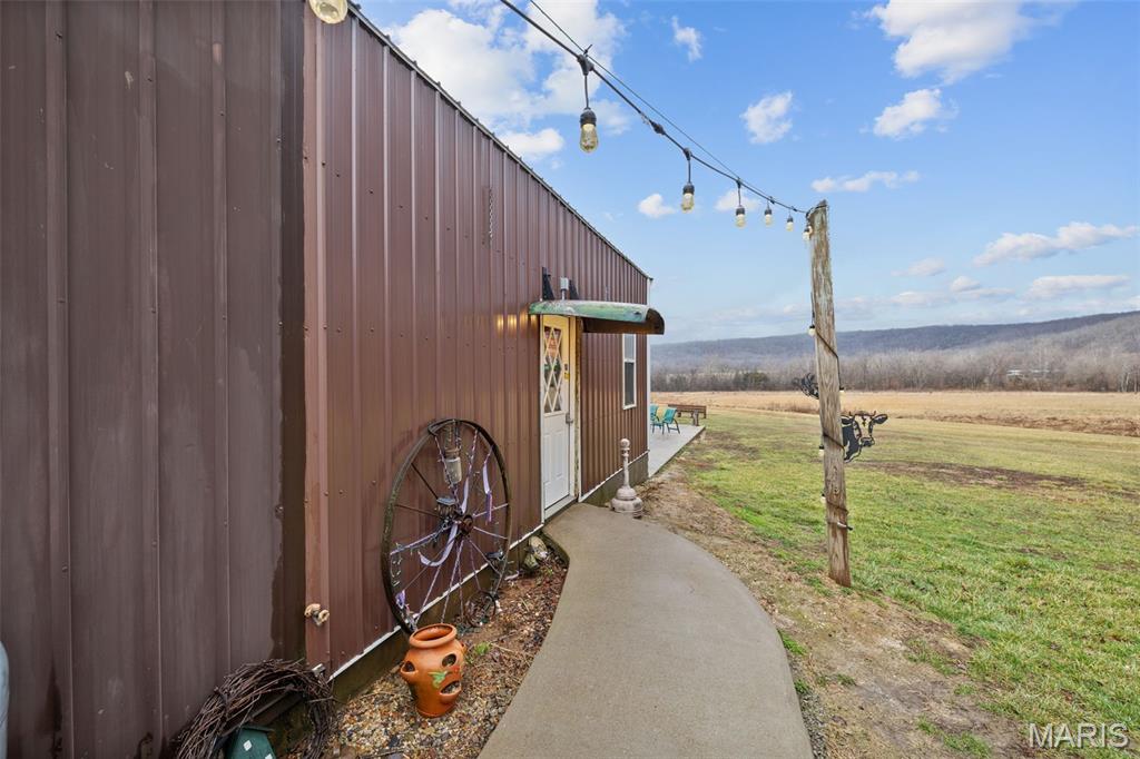 Pilot Knob - Commercial Sale