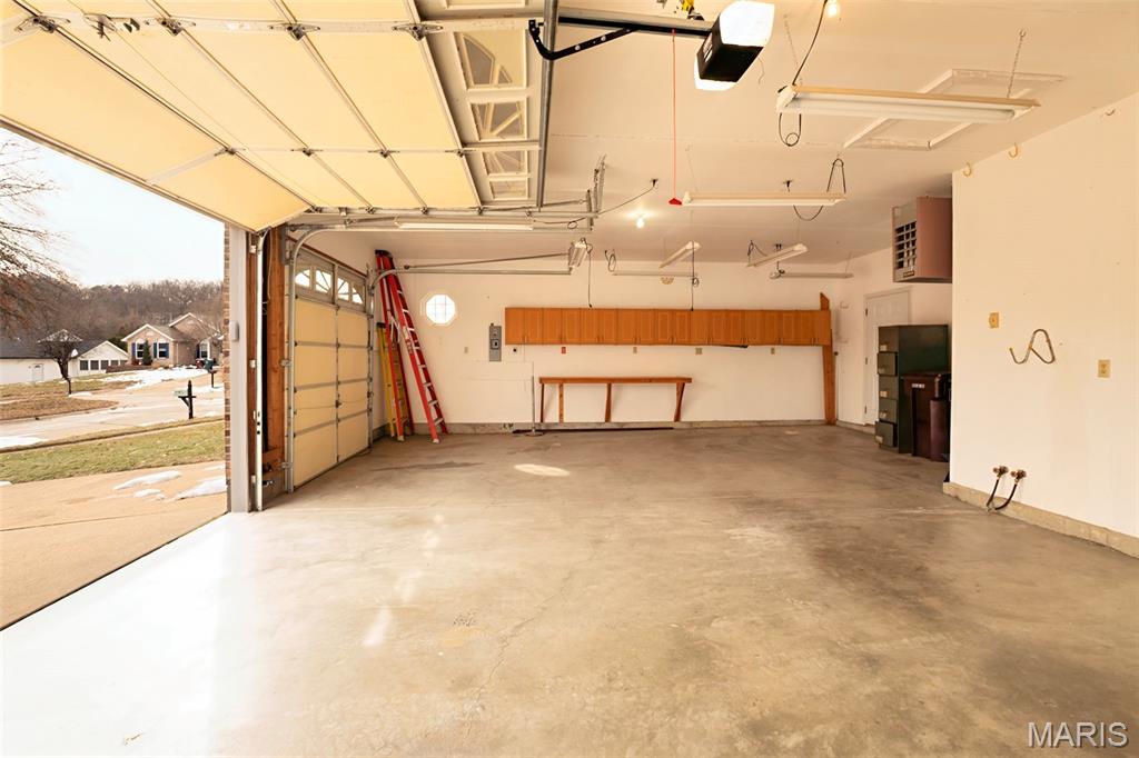 Courtney Estates Sec C Of Ph Iii - Residential