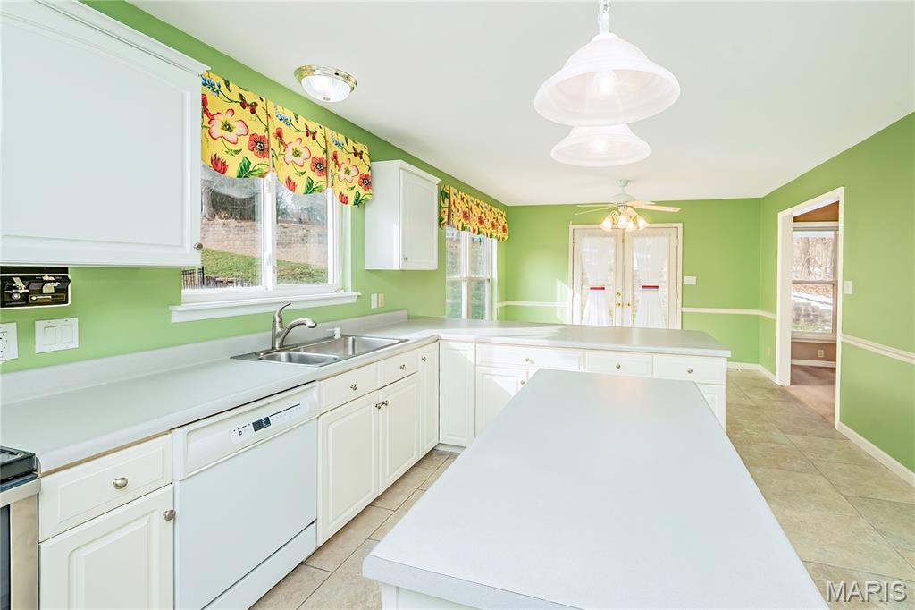 Courtney Estates Sec C Of Ph Iii - Residential