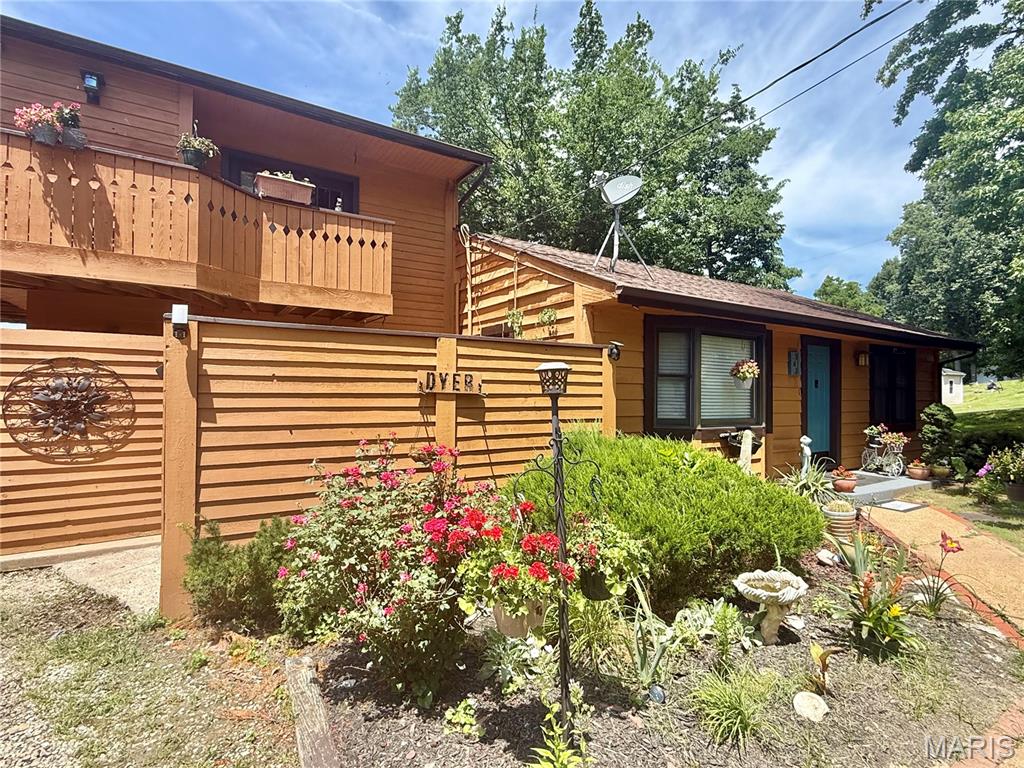 519 N Elm Street