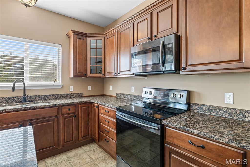 Stone Ridge Canyon #5 - Residential