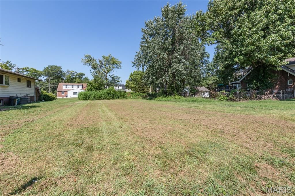 Photo of 2 Barcelona Avenue, St Louis, MO 63138 (MLS # 26013800)