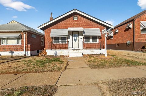 Tiny photo for 5947 Summit Place, St Louis, MO 63147 (MLS # 26004051)