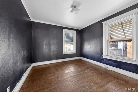 Tiny photo for 5947 Summit Place, St Louis, MO 63147 (MLS # 26004051)