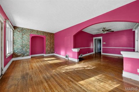 Tiny photo for 5947 Summit Place, St Louis, MO 63147 (MLS # 26004051)