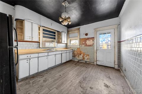 Tiny photo for 5947 Summit Place, St Louis, MO 63147 (MLS # 26004051)