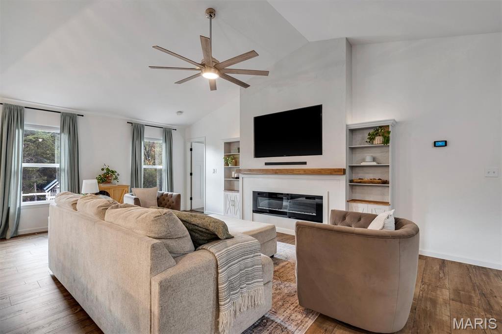 1520 Burrwyck Lane