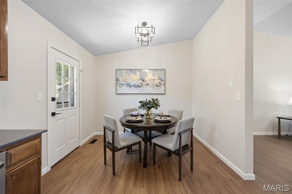 05 Oaks - Residential
