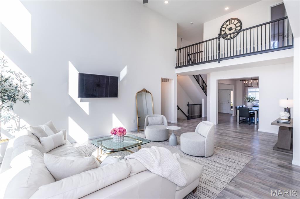 Shadow Point - Residential